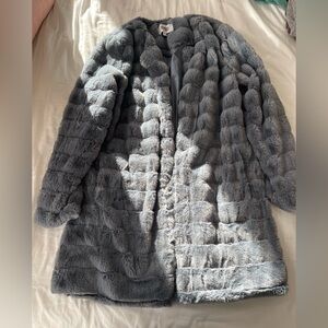 Steve Madden Gray/Blue Faux Fur Coat